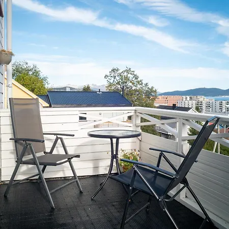 Boukersen Heim * Tromsø