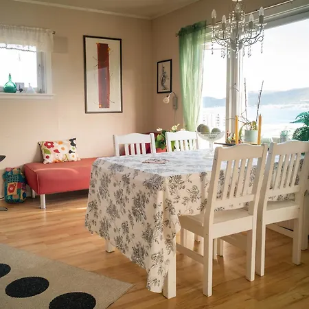Boukersen Heim Pansiyon Tromsø